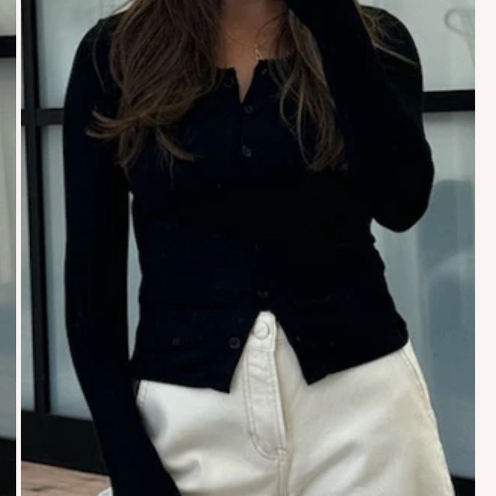 TALULAH Black Button-Up Cardigan - Picture 2 of 2